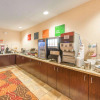 Отель Comfort Suites Altoona, фото 17