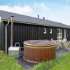 Отель 6 Person Holiday Home in Oster Assels, фото 10