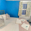 Отель Beautiful 3-bed Cottage in Burnham-on-crouch, фото 19