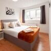 Отель Stunning 3-bed House in Central Milton Keynes, фото 4