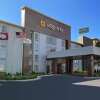 Отель La Quinta Inn & Suites by Wyndham Jonesboro, фото 1
