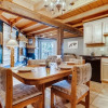 Отель F201 Treehouse 2 Bedroom Condo by RedAwning, фото 8