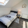 Отель Studio Available Close to Queen Elizabeth Hospital, фото 2