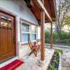 Отель Home and Guest House Walk to Barton Springs by RedAwning, фото 1