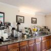 Отель Rodeway Inn & Suites, фото 13