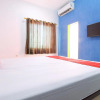 Отель RedDoorz Plus near Lippo Plaza Yogyakarta, фото 6