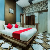 Отель OYO 28557 Hotel M V International, фото 18