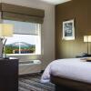Отель Hampton Inn & Suites Portsmouth Downtown, фото 6