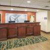 Отель Hampton Inn & Suites Cincinnati-Union Center, фото 36