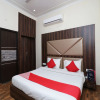 Отель OYO 12126 Hotel Shagun Residency, фото 4