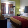 Отель Econo Lodge Inn & Suites Shallotte, фото 3