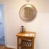 Отель Charming 2-bed Apartment Free Parking in Wimbledon, фото 5