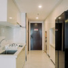 Отель Homey And Spacious 3Br At Sky House Bsd Apartment, фото 5
