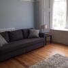 Отель Tynemouth Beach Apartment - 2 min walk to beach, фото 1