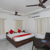 Отель OYO 10512 Shivaas Royal, фото 7