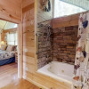 Отель Emerald Springs Loop Cabin 3286 - 1 Br cabin by RedAwning, фото 16