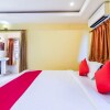 Отель Gayatri Grand by OYO Rooms, фото 11