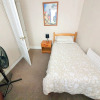 Отель 2-bed Flat With Superfast Wi-fi DW Lettings 9WW, фото 11