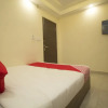 Отель OYO 24810 Silver Crescent, фото 15