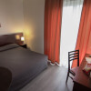 Отель Résidence du Parc Apparthotel в Монтеврене