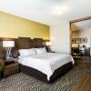 Отель Holiday Inn Express & Suites Spruce Grove - Stony Plain, an IHG Hotel, фото 26