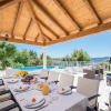 Отель Holiday Villa Perna with Swimming Pool, фото 9