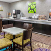 Отель La Quinta Inn & Suites by Wyndham New Braunfels, фото 11