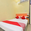 Отель OYO 28054 Hotel Suraj Villa, фото 9
