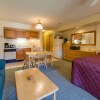 Отель Smugglers' Notch Resort Private Suites, фото 3