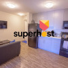 Отель Stay With Ease Hospitality! 2 Bed 1 Bath, фото 3