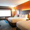 Отель Holiday Inn Express & Suites Louisville Downtown, an IHG Hotel, фото 6