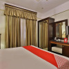 Отель OYO 335 Manazil Al Ain Grand Hotel, фото 2