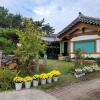 Отель Gyeongju Namsan Hanok, фото 1