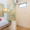 Отель ZenRooms Seminyak Batu Belig, фото 8