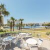 Отель Gulf-front Gem: Lake Views, Beach Access & 3 Pools 2 Bedroom Condo, фото 12