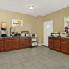 Отель Days Inn Emporia, фото 11