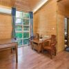 Отель Hongdouchan Wooden House, фото 2
