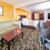 Отель Quality Inn & Suites, фото 28