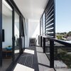 Отель Ilixir Apartments by Ready Set Host, фото 15