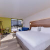 Отель Holiday Inn Express Hotel & Suites Springfield, фото 7