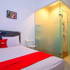 Отель RedDoorz @ Taman Lebak Bulus, фото 3
