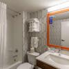 Отель Hampton Inn Madison East Towne Mall Area, фото 10