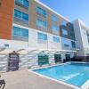 Отель Holiday Inn Express & Suites McKinney - Frisco East, an IHG Hotel, фото 11