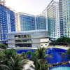 Отель Azure Rio West Wave Pool 1 Bedroom near Airport, фото 1