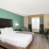 Отель La Quinta Inn & Suites Lebanon, фото 5