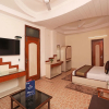 Отель OYO 9765 Hotel Royal Queen, фото 6