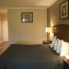 Отель Days Inn And Suites, фото 18