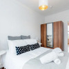Отель WelcomeStay Clapham Junction 2 bedroom Apartment, фото 17