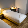 Отель Hostal Tres Central, фото 3