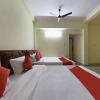 Отель OYO 18993 Hotel Jyoti Swaroopa, фото 17